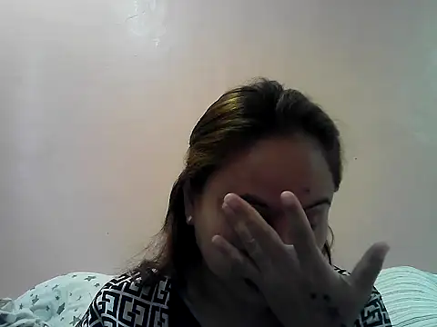 Snapshot of Amarrahlyn chatting on 10.04.25 Amarrahlyn online show from 10.04.25