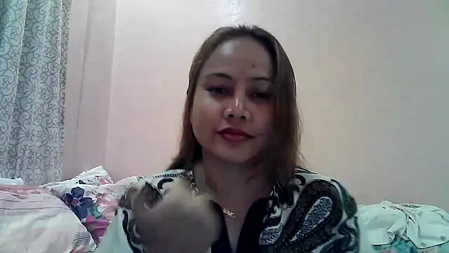 Snapshot of Amarrahlyn chatting on 10.20.25 Amarrahlyn online show from 10.20.25