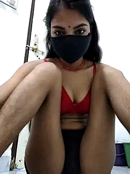 PRACHI-743 online show from 09.22.25