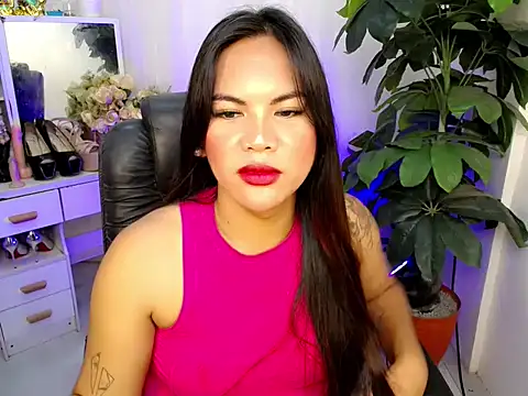 AngelitaDeputouch online show from 11.17.25