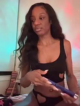 LoveDreaux online show from 12.05.25