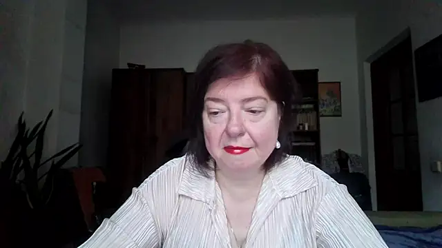 Snapshot of Violet_Pulse chatting on 04.27.26 Violet Pulse online show from 04.27.26
