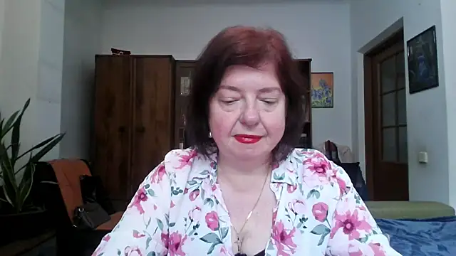 Snapshot of Violet_Pulse chatting on 05.24.26 Violet Pulse online show from 05.24.26