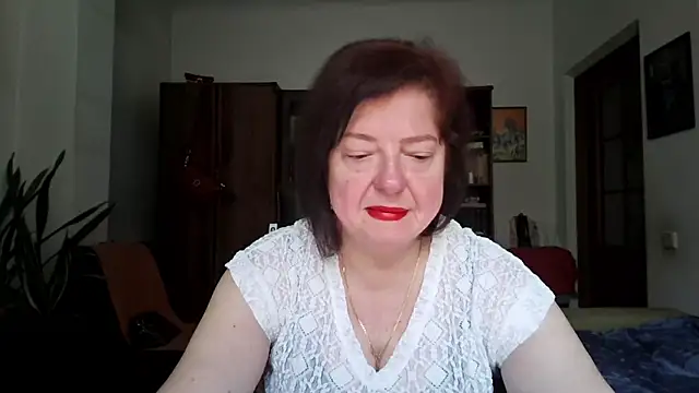 Snapshot of Violet_Pulse chatting on 06.16.26 Violet Pulse online show from 06.16.26
