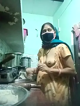 Cute-Charvii online show from 02.11.26