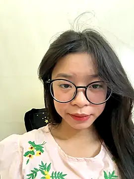 mau15  online show from 10.16.25
