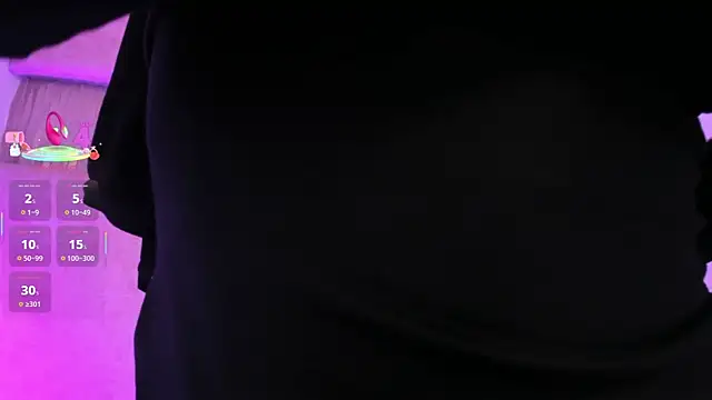 Snapshot of _Malak chatting on 05.30.26 Malak online show from 05.30.26