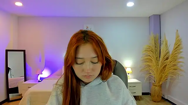Snapshot of Samara_Hilton_2 chatting on 10.08.25 Samara Hilton 2 online show from 10.08.25