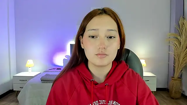 Snapshot of Samara_Hilton_2 chatting on 10.12.25 Samara Hilton 2 online show from 10.12.25