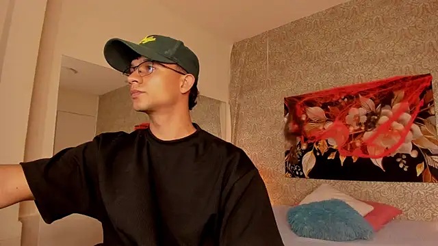 mike wills3 online show from 10.19.25