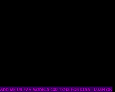 Snapshot of LITTLEKITTY19 chatting on 05.13.26 LITTLEKITTY19 online show from 05.13.26