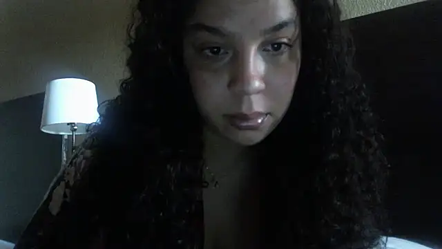 Snapshot of lotuzpetals chatting on 11.15.25 lotuzpetals online show from 11.15.25