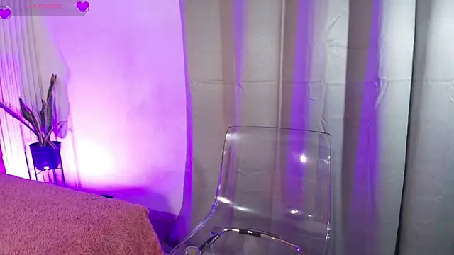 Snapshot of Missdionne_curly chatting on 02.04.26 Missdionne curly online show from 02.04.26