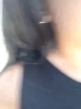 daniela crozee  online show from 09.29.25