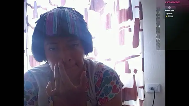 Snapshot of Acelinrose chatting on 06.11.26 Acelinrose online show from 06.11.26