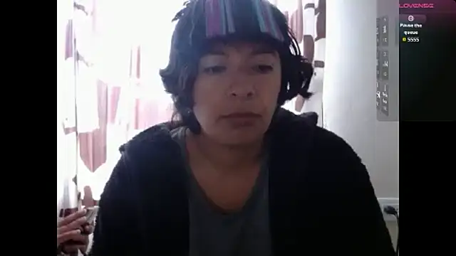 Snapshot of Acelinrose chatting on 06.21.26 Acelinrose online show from 06.21.26