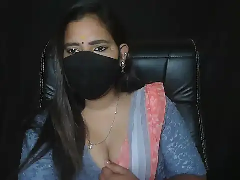 Snapshot of Anusree-Sexy chatting on 04.02.26 Anusree-Sexy online show from 04.02.26
