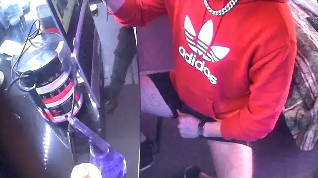 Snapshot of andrewspencer6969 chatting on 10.31.25 andrewspencer6969 online show from 10.31.25