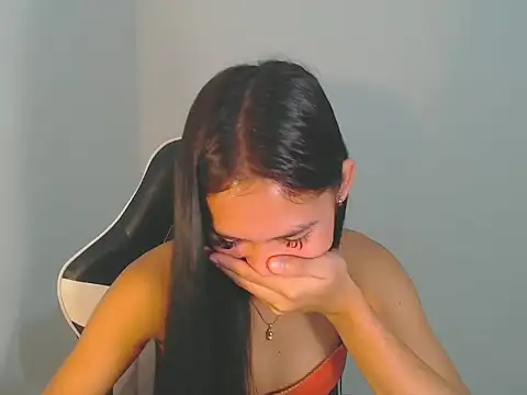 hugecock petite online show from 11.07.25