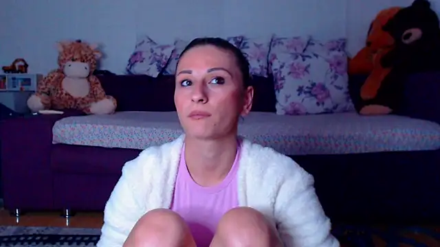 Snapshot of CassieSpell chatting on 05.03.26 CassieSpell online show from 05.03.26