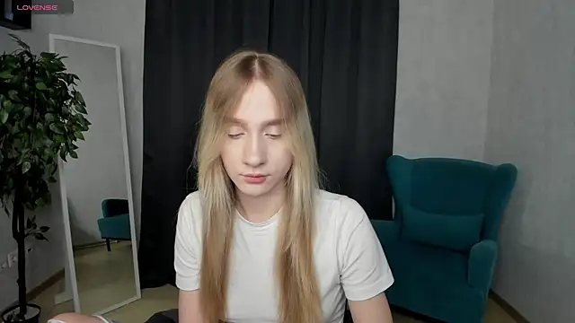mellisadream online show from 10.15.25