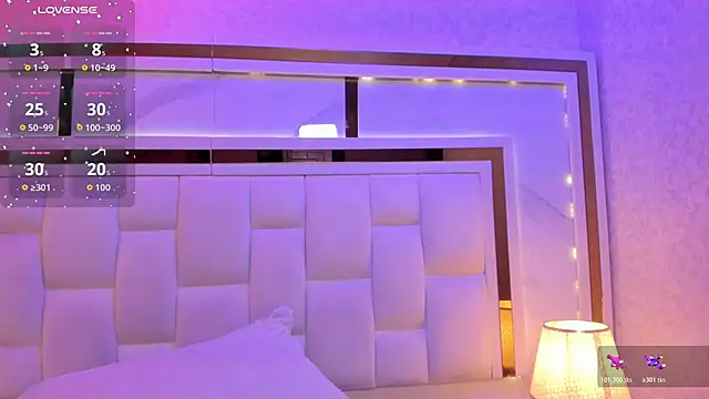 Snapshot of samanthaa_sm chatting on 11.10.25 samanthaa sm online show from 11.10.25