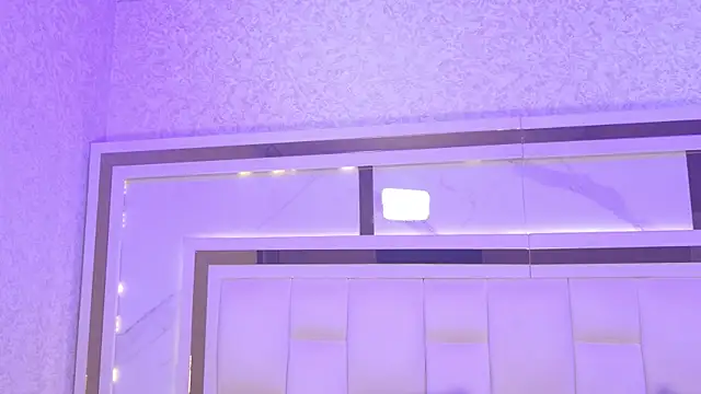 Snapshot of samanthaa_sm chatting on 11.13.25 samanthaa sm online show from 11.13.25