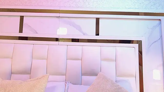 Snapshot of samanthaa_sm chatting on 02.28.26 samanthaa sm online show from 02.28.26