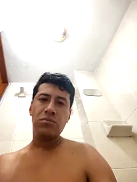 Snapshot of Carlos27hot chatting on 10.24.25 Carlos27hot online show from 10.24.25