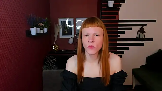 ChloeValentinee online show from 12.16.25