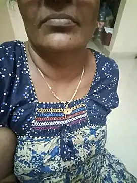 Snapshot of Nalini_telugu chatting on 09.20.25 Nalini telugu online show from 09.20.25