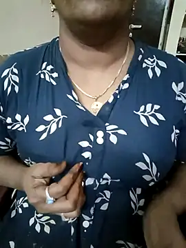 Snapshot of Nalini_telugu chatting on 09.21.25 Nalini telugu online show from 09.21.25