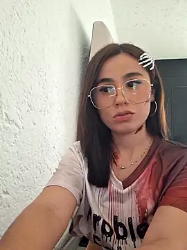 Akane24 online show from 11.01.25