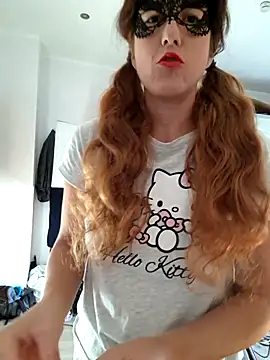 Naughty-Layla online show from 10.11.25