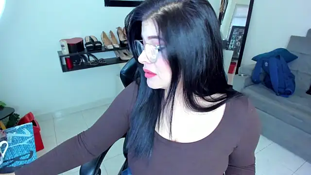 Miel 82 online show from 10.15.25