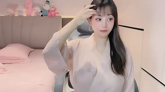 Snapshot of Koo-liy chatting on 11.08.25 Koo-liy online show from 11.08.25