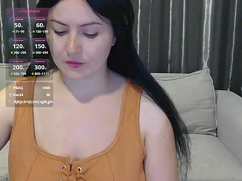 Snapshot of AriaShy chatting on 04.29.26 AriaShy online show from 04.29.26