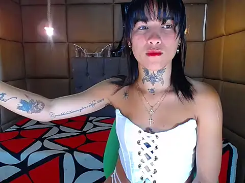 LiaGill online show from 10.07.25