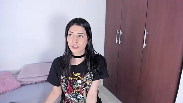 ScarlettRosetti online show from 10.19.25