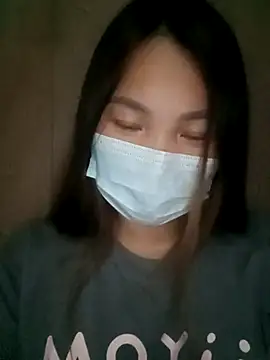 Snapshot of baby-linh001 chatting on 09.22.25 baby-linh001 online show from 09.22.25