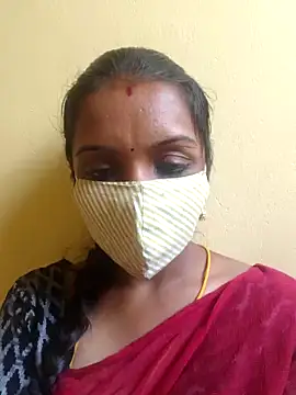 Snapshot of Tamil_Swathi chatting on 06.18.26 Tamil Swathi online show from 06.18.26