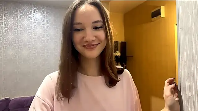 Kimi Kiwi online show from 10.21.25