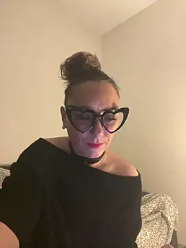 Snapshot of Reine_du_Vice84 chatting on 02.09.26 Reine du Vice84 online show from 02.09.26