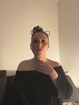 Snapshot of Reine_du_Vice84 chatting on 02.11.26 Reine du Vice84 online show from 02.11.26