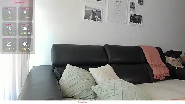 Snapshot of BulmaCeibe chatting on 10.05.25 BulmaCeibe online show from 10.05.25