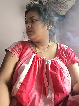 Snapshot of Deborbhavi222 chatting on 02.17.26 Deborbhavi222 online show from 02.17.26