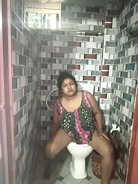 Snapshot of Deborbhavi222 chatting on 02.19.26 Deborbhavi222 online show from 02.19.26