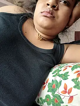 Snapshot of Deborbhavi222 chatting on 03.06.26 Deborbhavi222 online show from 03.06.26