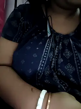 Snapshot of Deborbhavi222 chatting on 04.30.26 Deborbhavi222 online show from 04.30.26