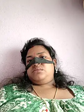 Snapshot of Deborbhavi222 chatting on 05.02.26 Deborbhavi222 online show from 05.02.26